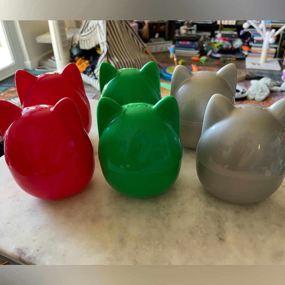 NEW- 6 EMPTY Squishmallow Mystery Capsules in Holiday Colors, Red, Green, Silver